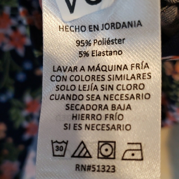 Vince Camuto Navy Floral Top - Picture 7 of 7